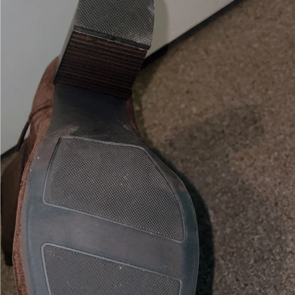 LC Lauren Conrad Dark Brown Heeled Boots - Picture 5 of 7